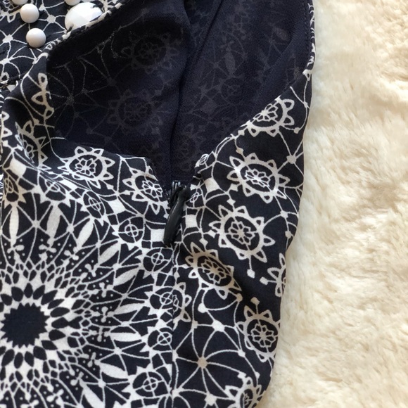 Ann Taylor Loft Navy blue medallion dress - Picture 4 of 6